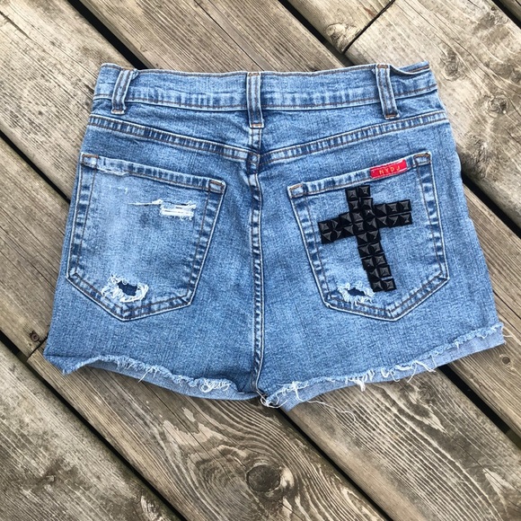 NYDJ Distressed Denim Shorts - Picture 5 of 6